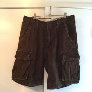 A&F MENS HEAVY WT. CARGO SHORTS- 33 WAIST, BROWN